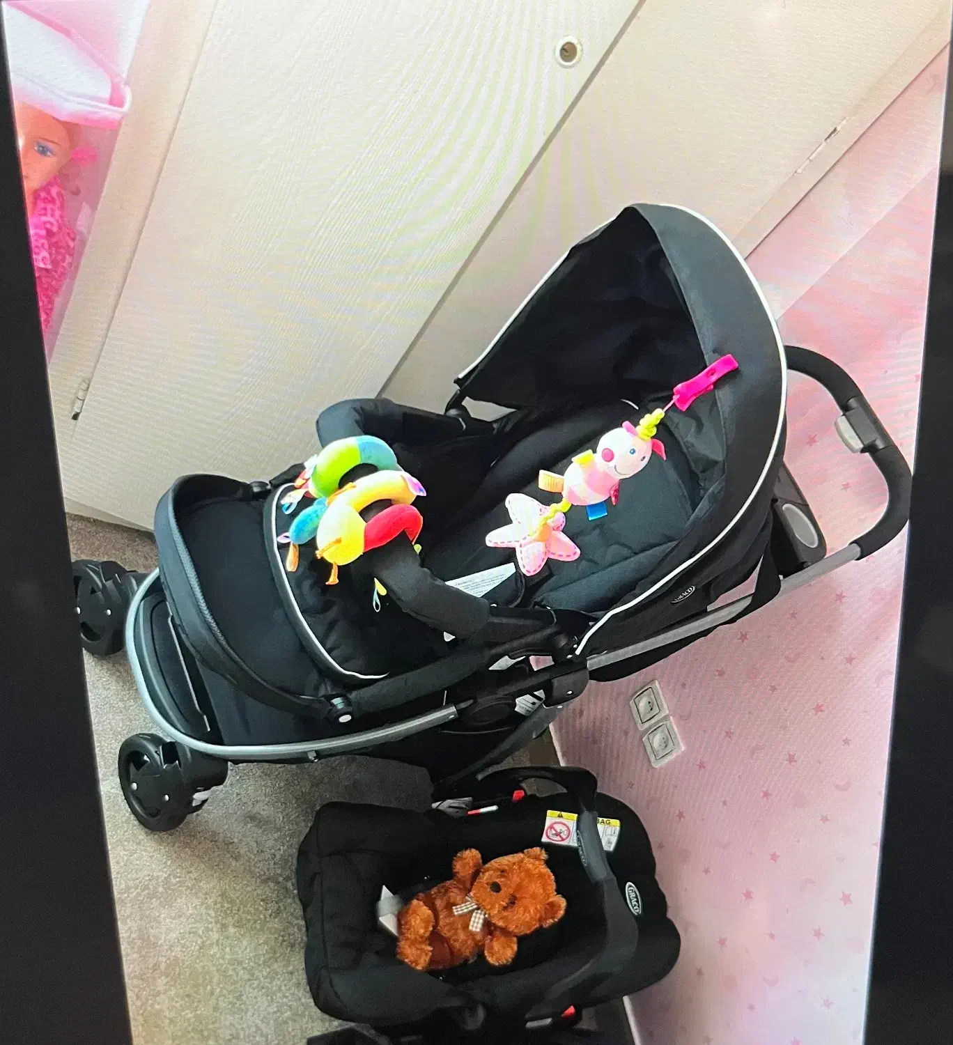 کالسکه و کریر گراکو آمریکایی در حد نو|کالسکه و لوازم جانبی|کیش, |دیوار