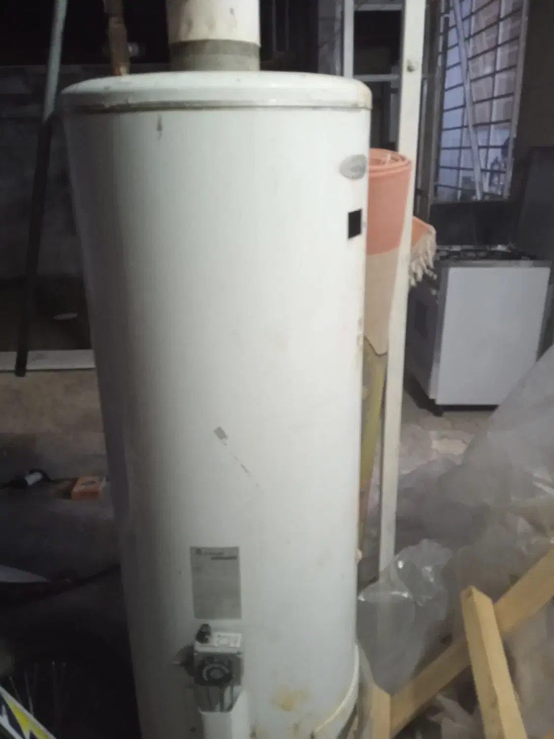 آبگرمکن زمینی|آبگرمکن، پکیج، شوفاژ|سنندج, |دیوار