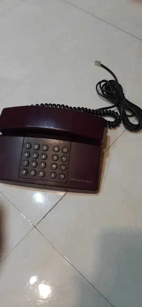 تلفن آلمانی telekom|کلکسیون اشیاء عتیقه|تهران, تهرانپارس شرقی|دیوار