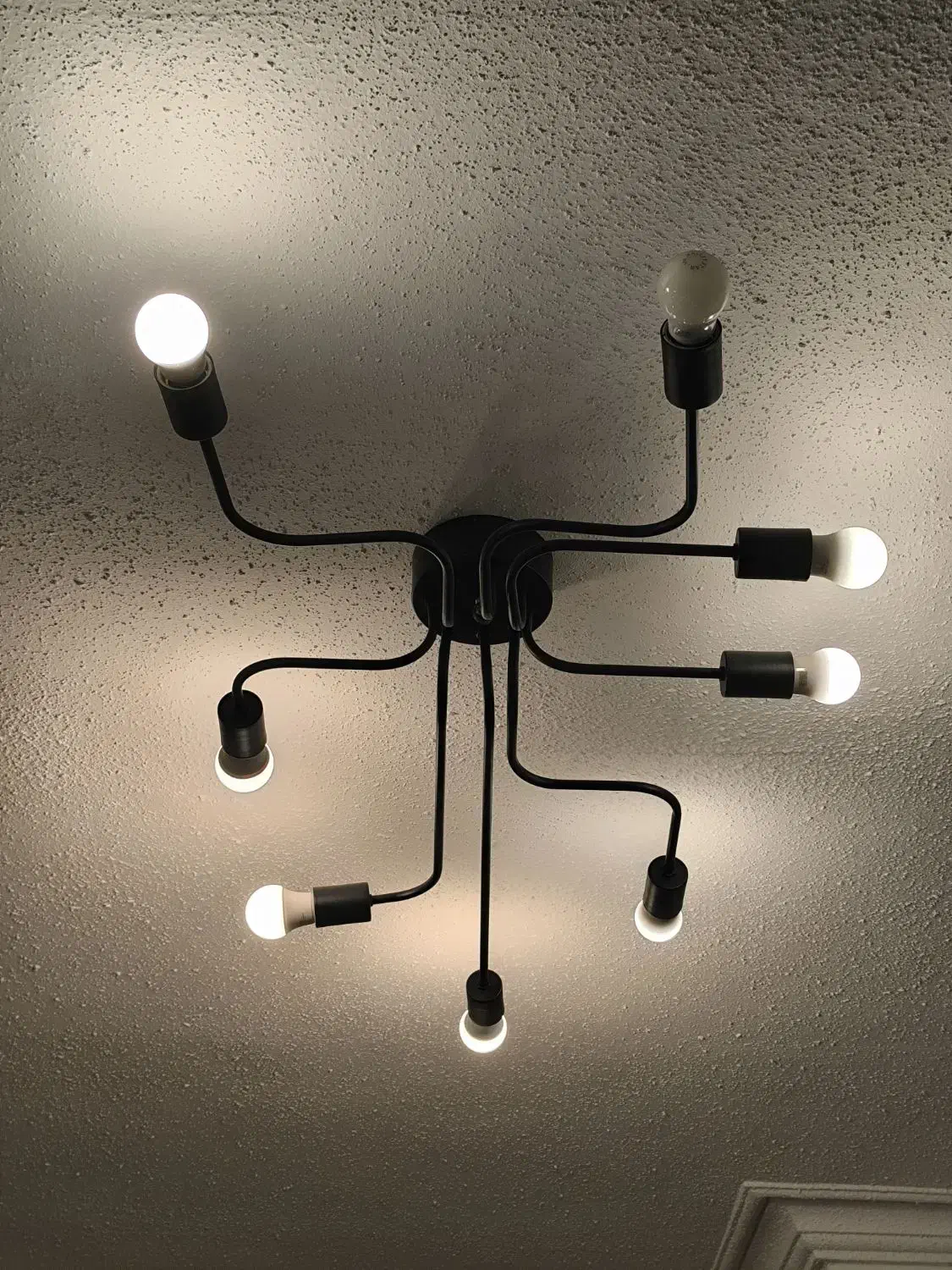 لوستر سقفی 8 شاخه|لوستر و چراغ آویز|رشت, سعدی (تختی)|دیوار