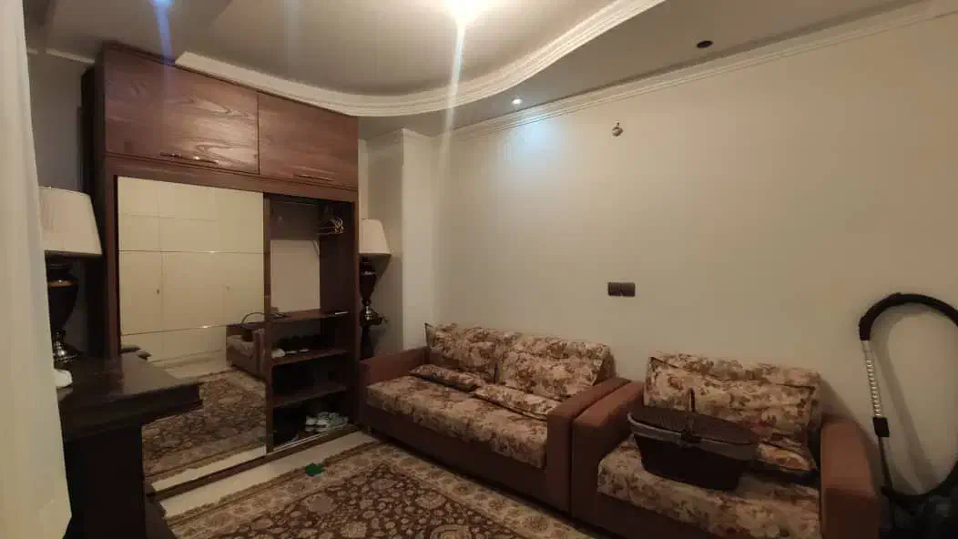 رهن اپارتمان ۹۰ متری در فرعی غربی