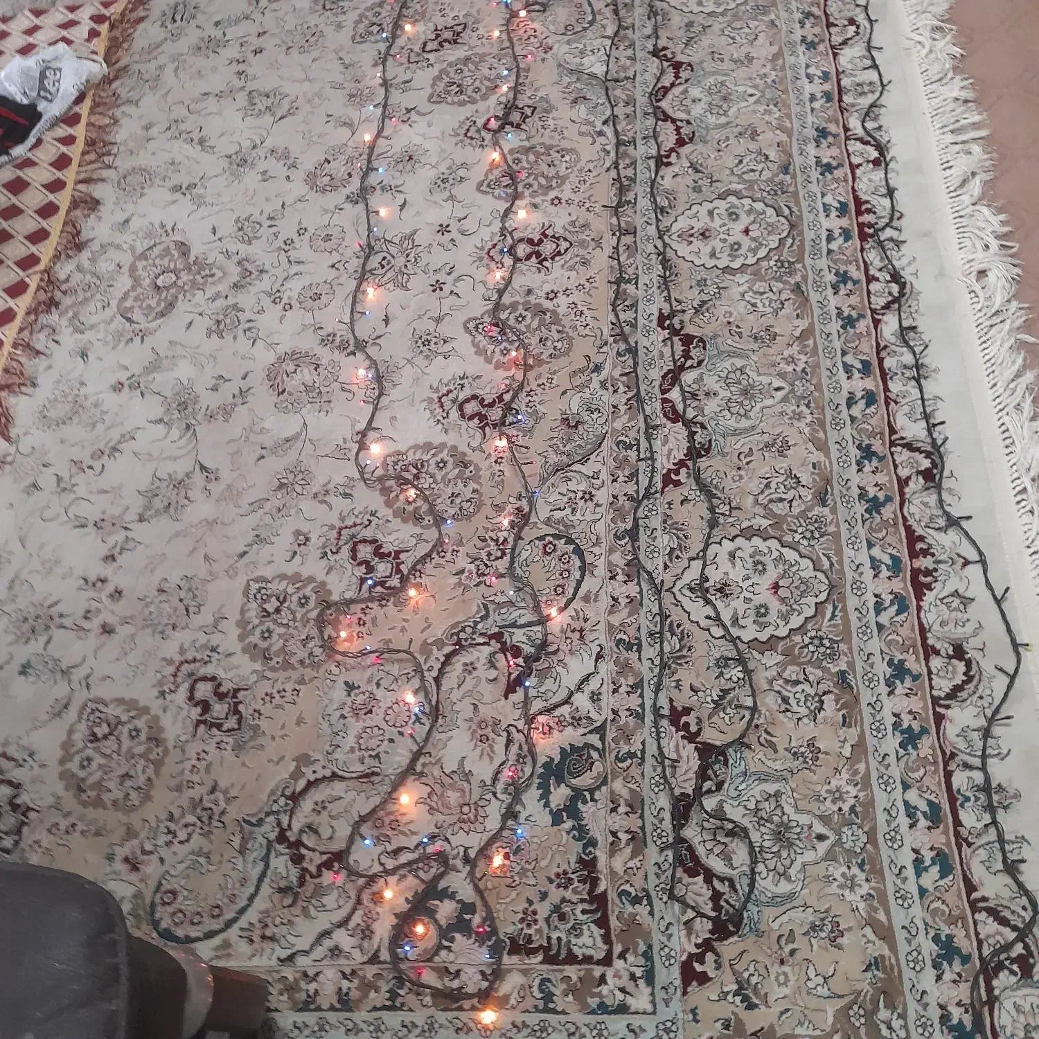 ریسه سوزنی|ریسه و چراغ تزئینی|دزفول, |دیوار