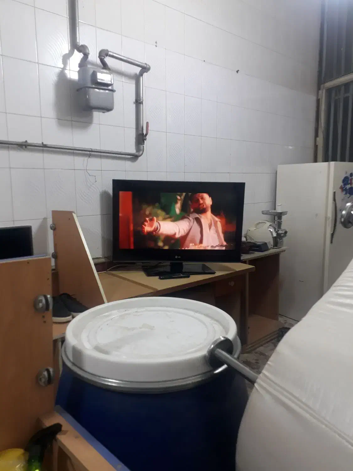 تلویزیون رنگی ال سی دی سالم ۴۳|تلویزیون و پروژکتور|بناب, |دیوار