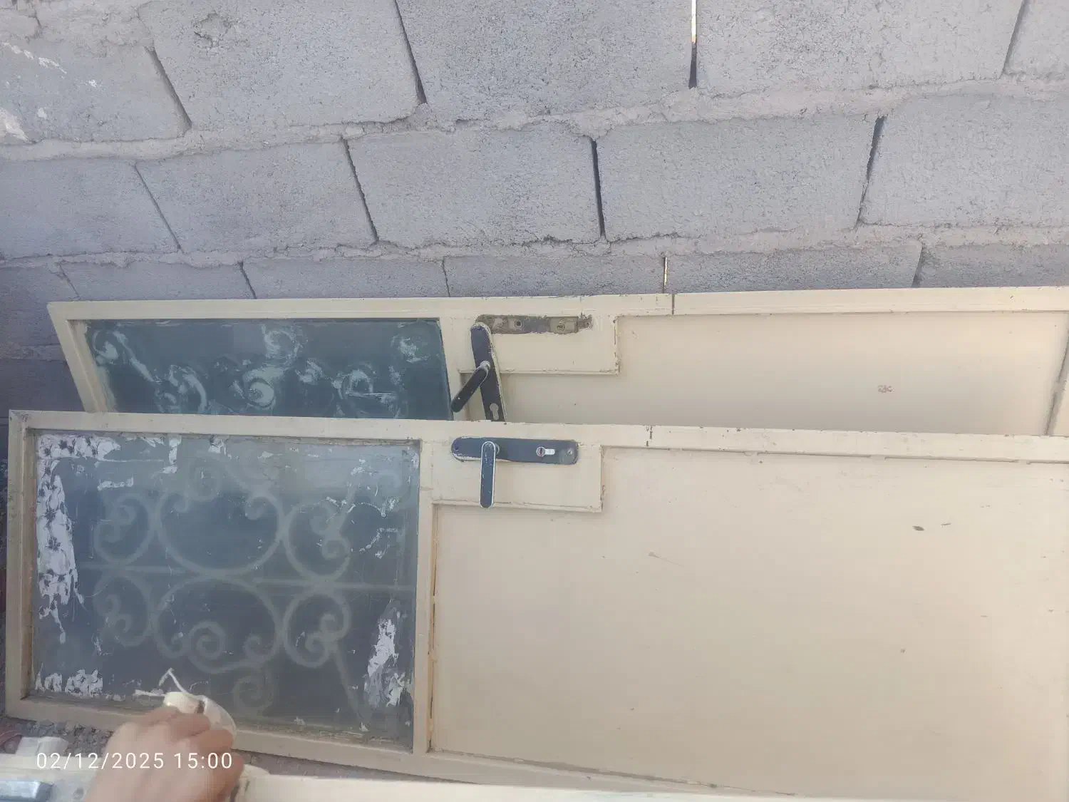 تعدادی درب در حد نو به فروش میرسد به قیمت مناسب|مصالح و تجهیزات ساختمان|ریگان, |دیوار