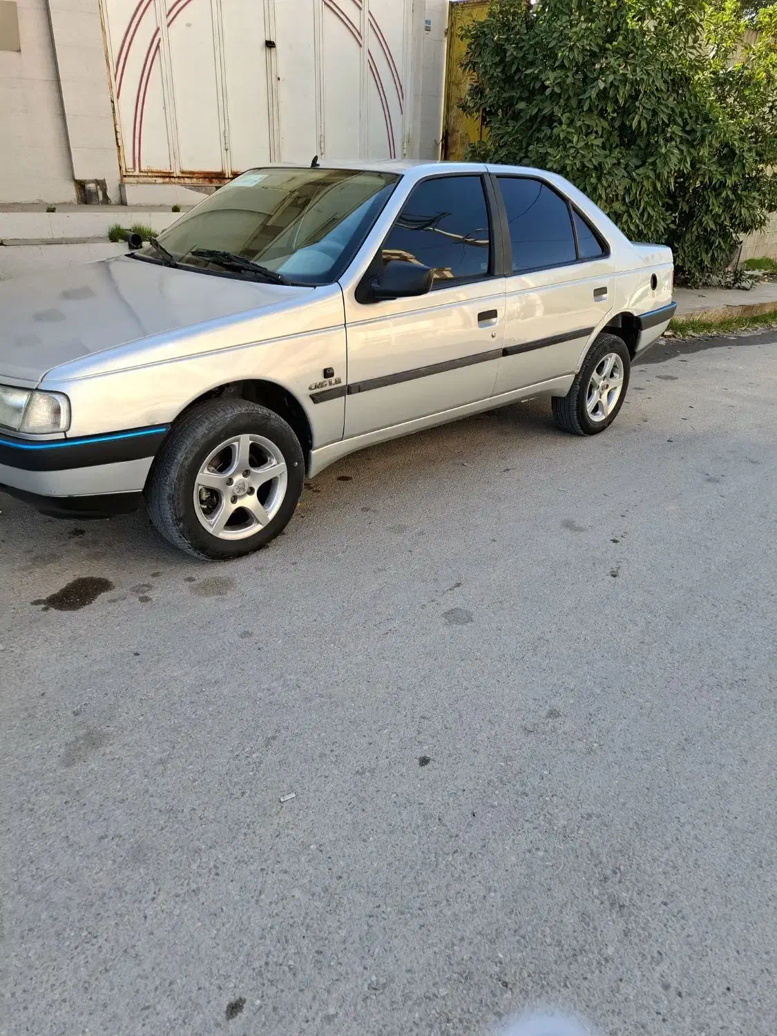 پژو 405 دوگانه فابریک   خانگی. 1395|خودرو سواری و وانت|کازرون, |دیوار