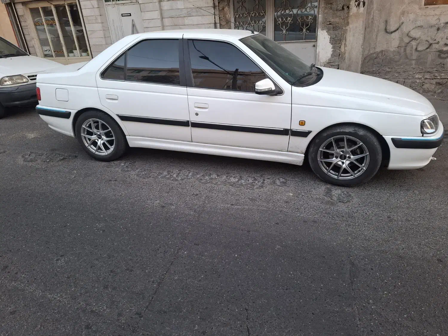 پژو پارس xu7 مدل ۹۹ فوق‌العاده تمیز بی رنگ|خودرو سواری و وانت|تهران, تهرانپارس شرقی|دیوار