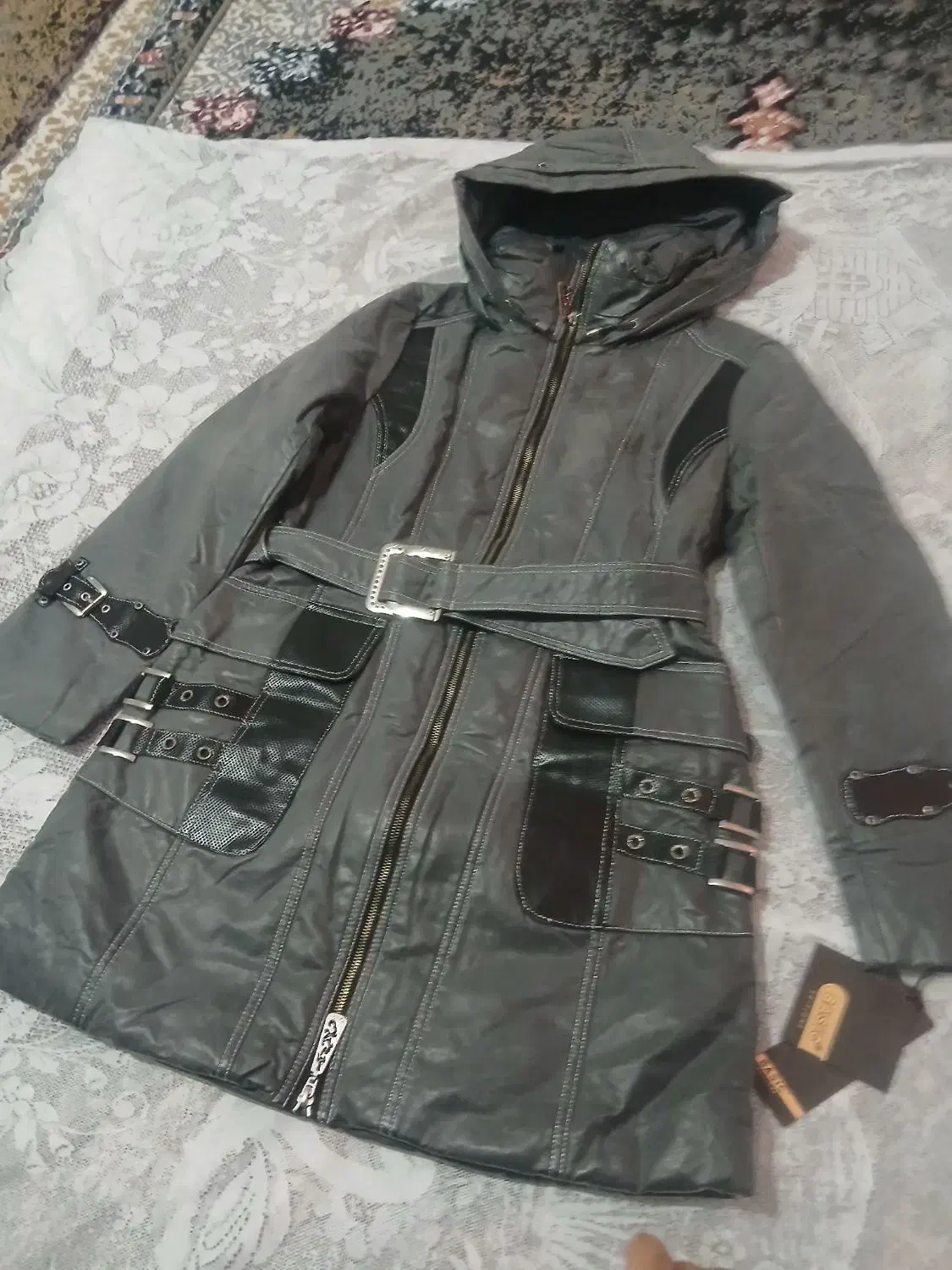 حراج کاپشن زنانه|لباس|گلبهار, شهر جدید گلبهار|دیوار