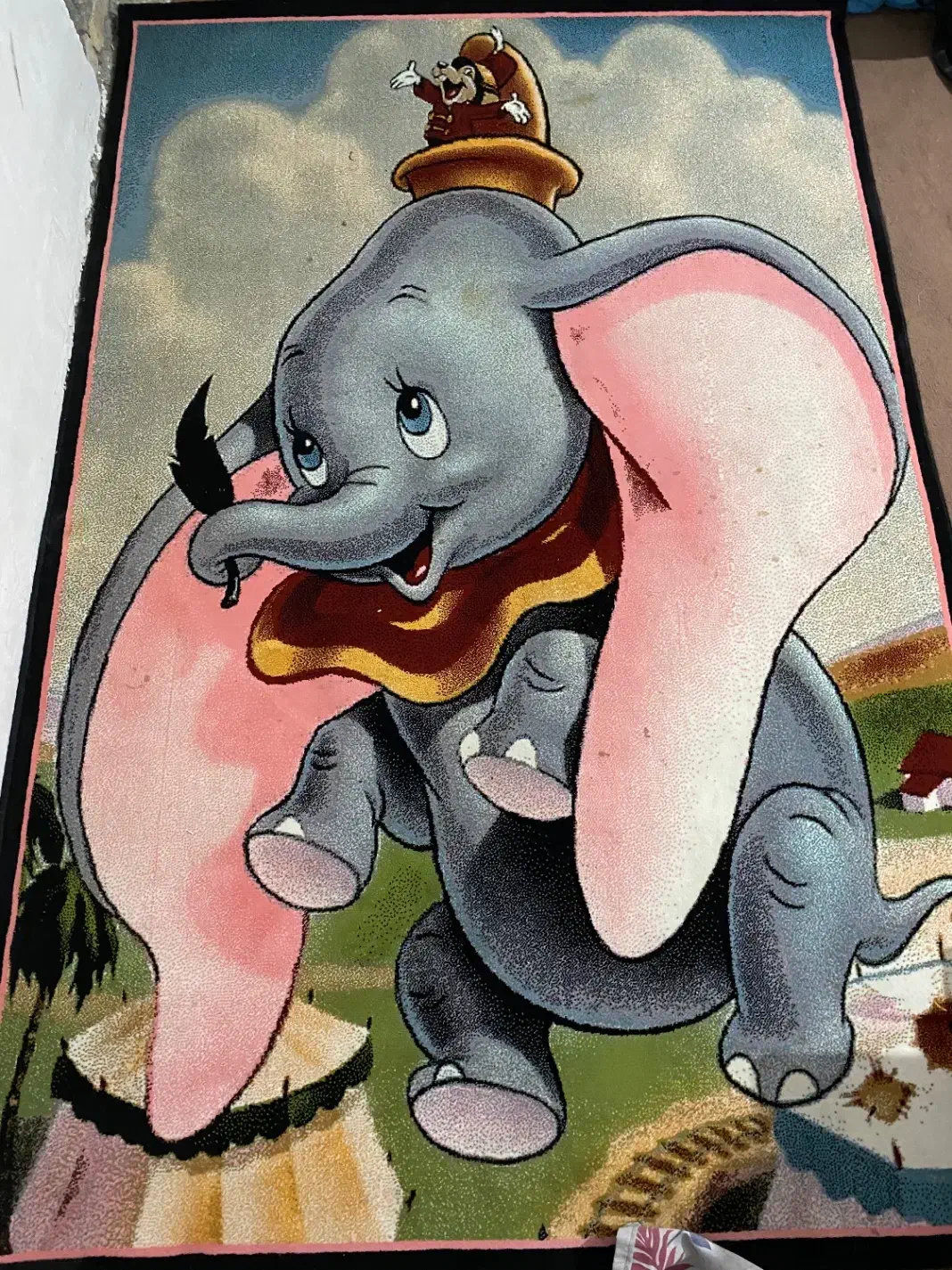 فرش کودک|فرش|رباط‌کریم, رباط‌کریم|دیوار