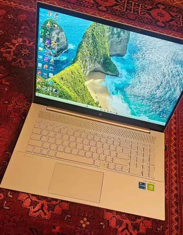 لپ تاپ hp envy قوی|رایانه همراه|شیراز, فرهنگ شهر|دیوار