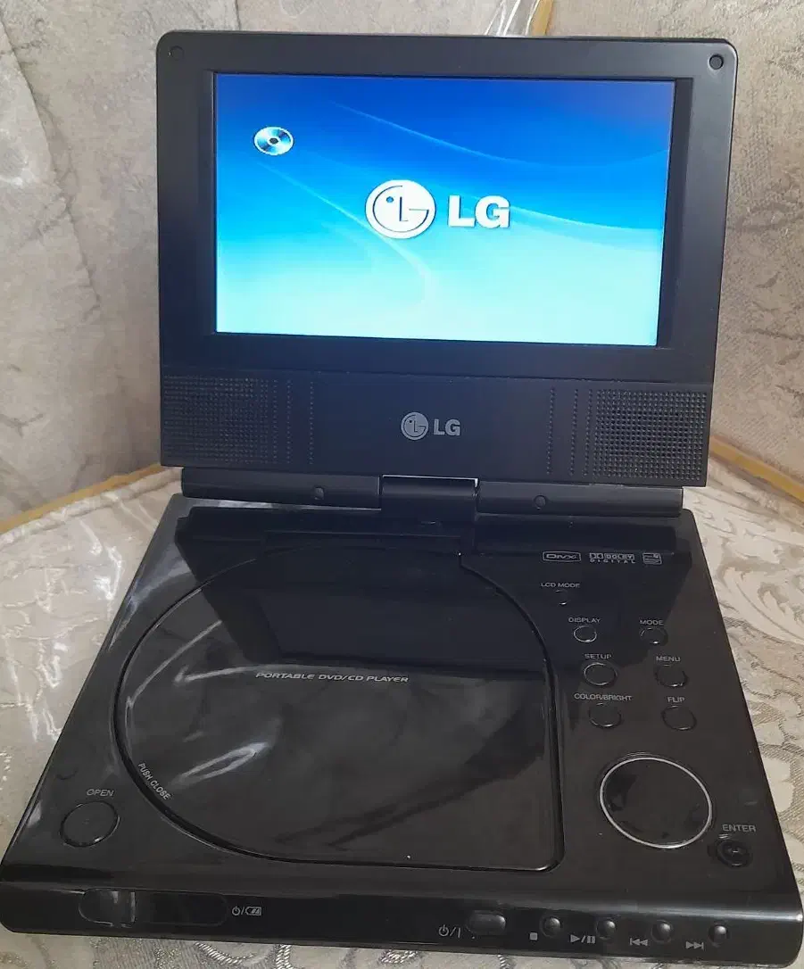 دی وی دی لبتابی پرتابل الجی شارژی اصلی|پخشکننده DVD و ویدیو|ری, دیلمان|دیوار