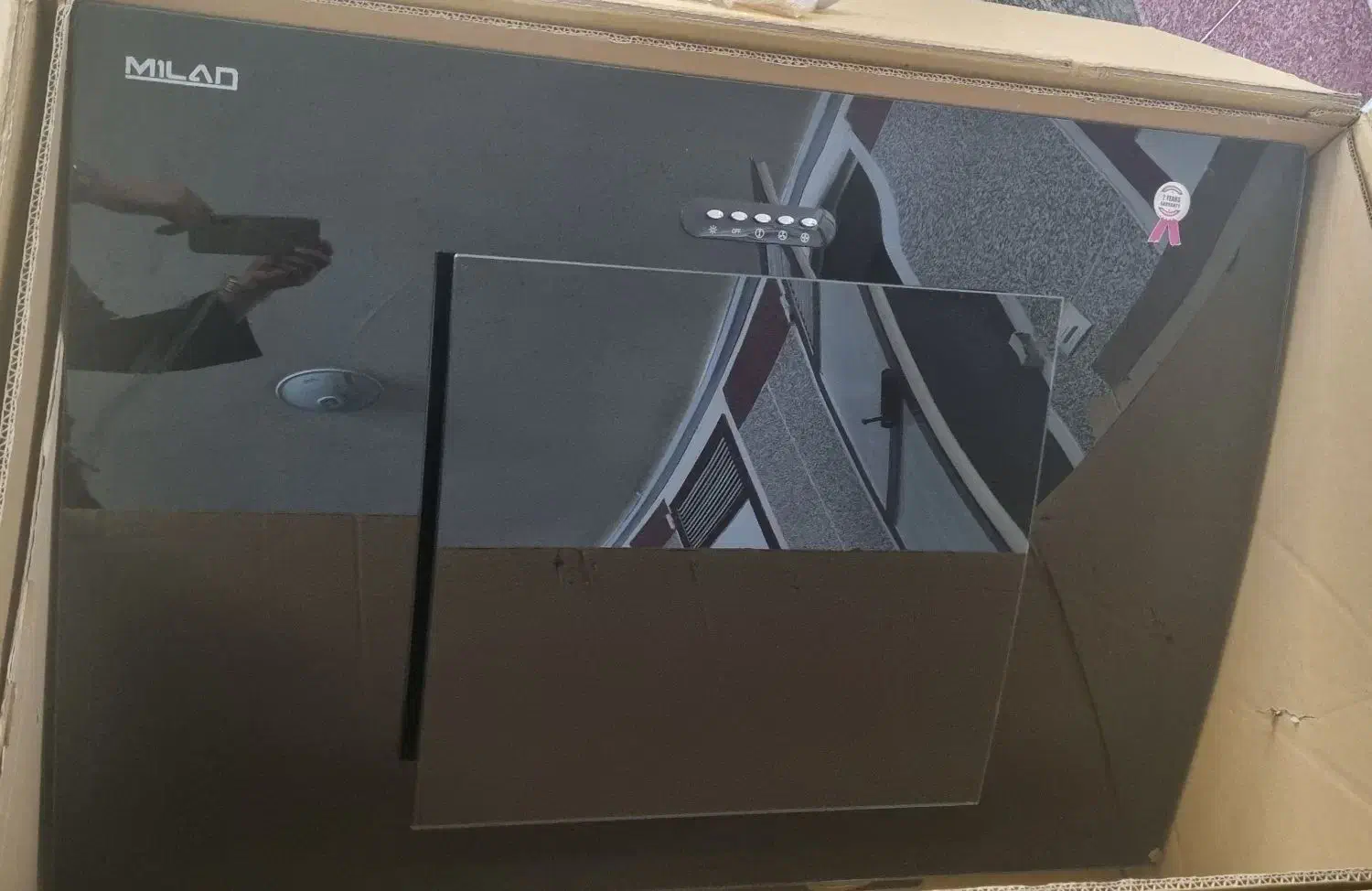 هود رو کار نو|هود|همدان, |دیوار