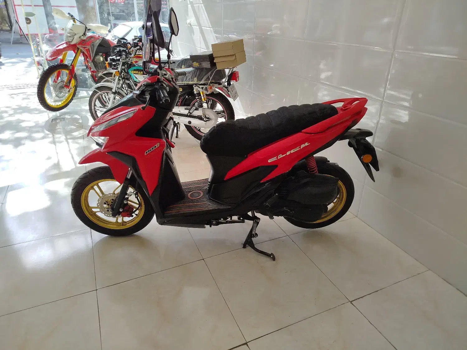 کلیک سنین 150|موتورسیکلت|ملایر, |دیوار