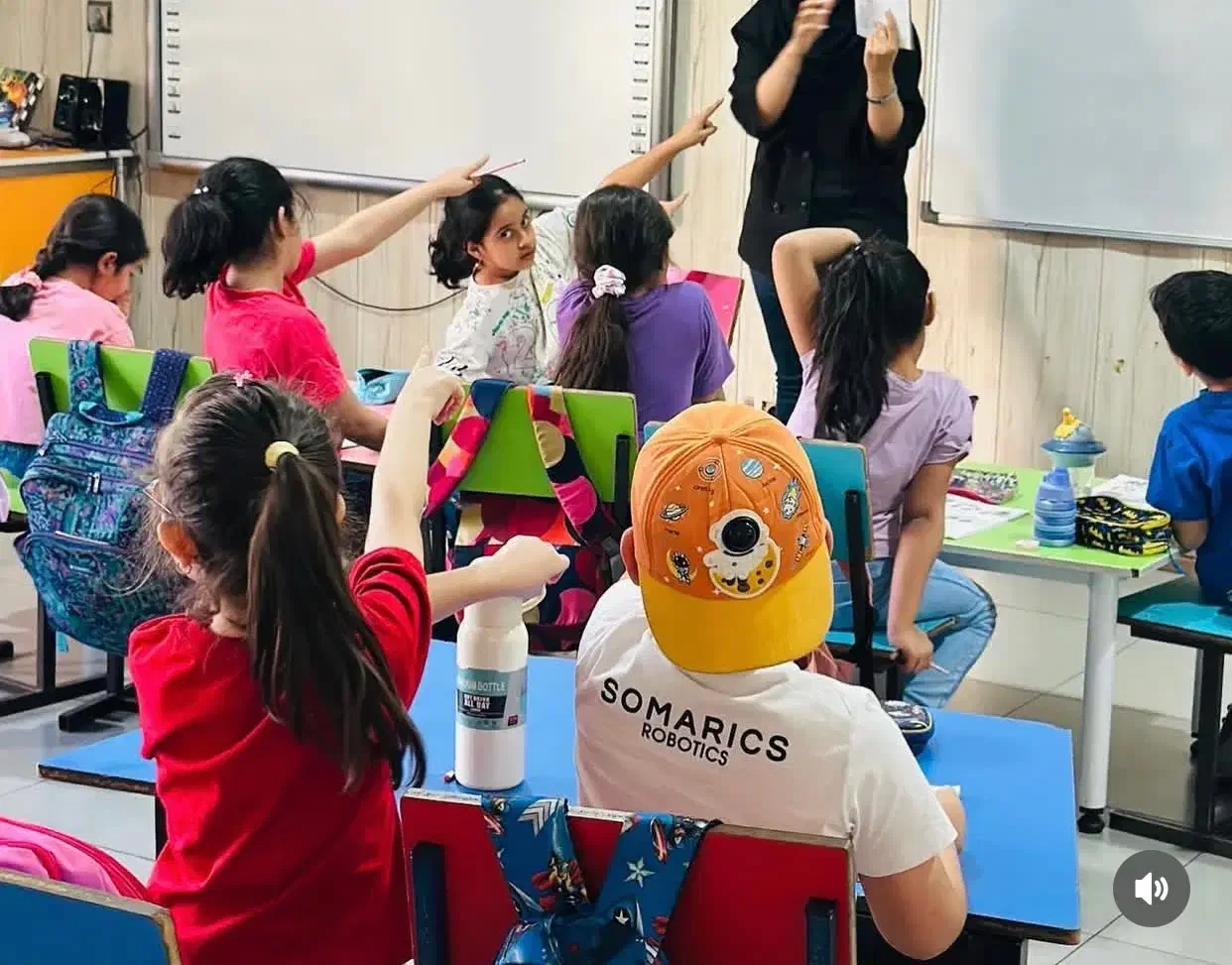 مدرس خانم زبان انگلیسی با تجریه|استخدام آموزشی|تهران, تهرانپارس جنوبی|دیوار