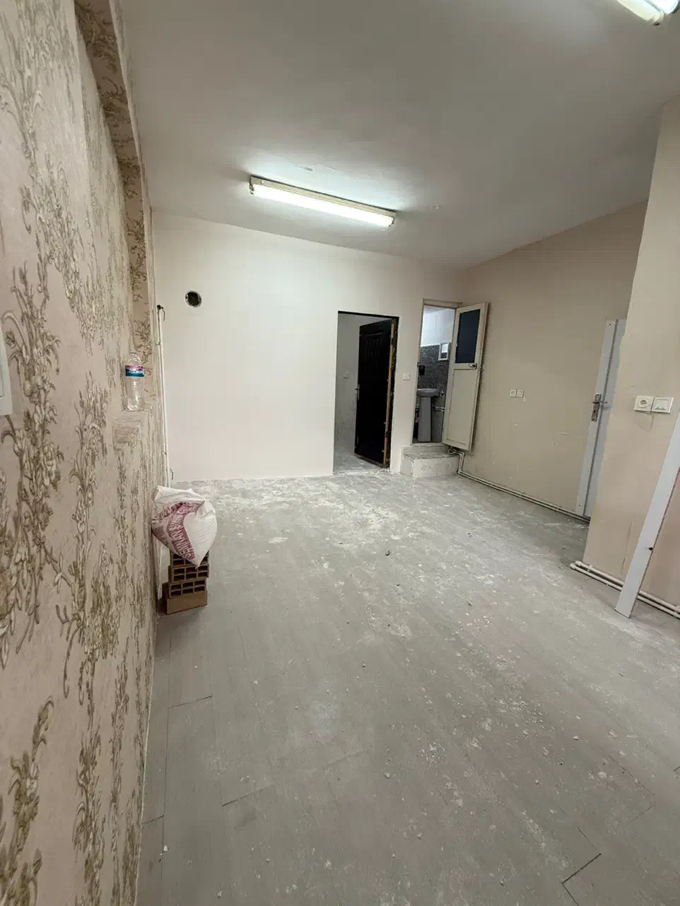 فروش آپارتمان 60 متر نسق طبقه اول بازسازی فلکه گاز|فروش آپارتمان|رشت, کوی فکوری|دیوار