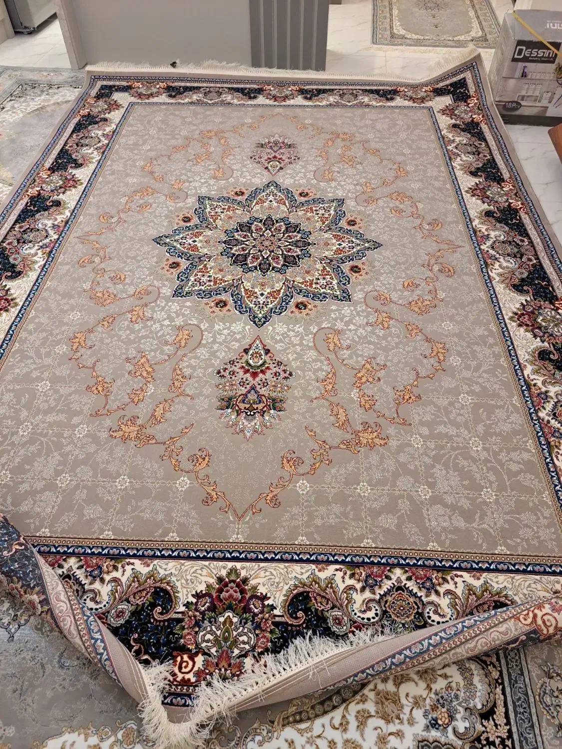 فرش ۹ متری اکبند|فرش|تبریز, |دیوار