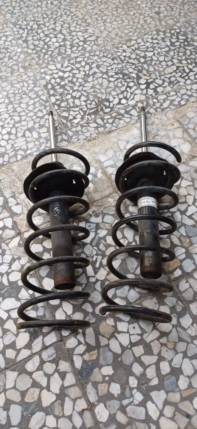 یک جفت کمک جلو سمند با فنر لول فابریک|قطعات یدکی و لوازم جانبی|رشت, کوی امام رضا|دیوار