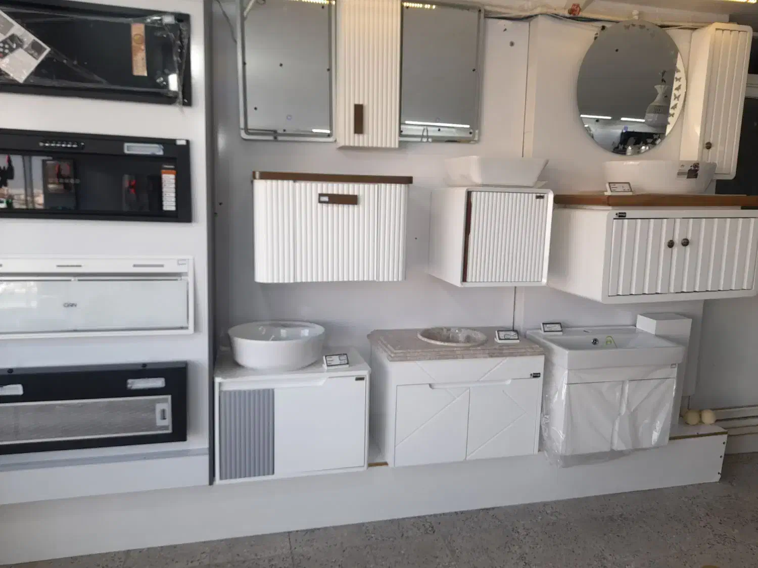 روشویی های دیواری همراه اینه باکس|لوازم سرویس بهداشتی|سنندج, |دیوار