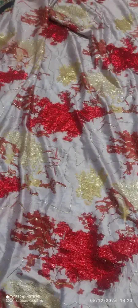 پارچه و زی آستین|لباس|زاهدان, |دیوار