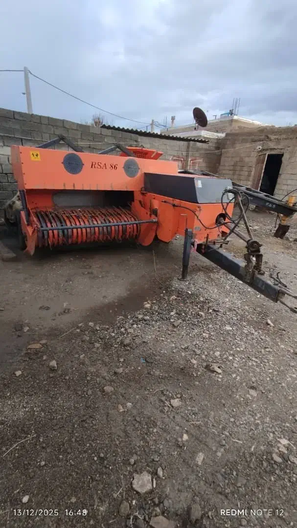 دستگاه پرس یونجه|ماشین‌آلات صنعتی|نقده, |دیوار