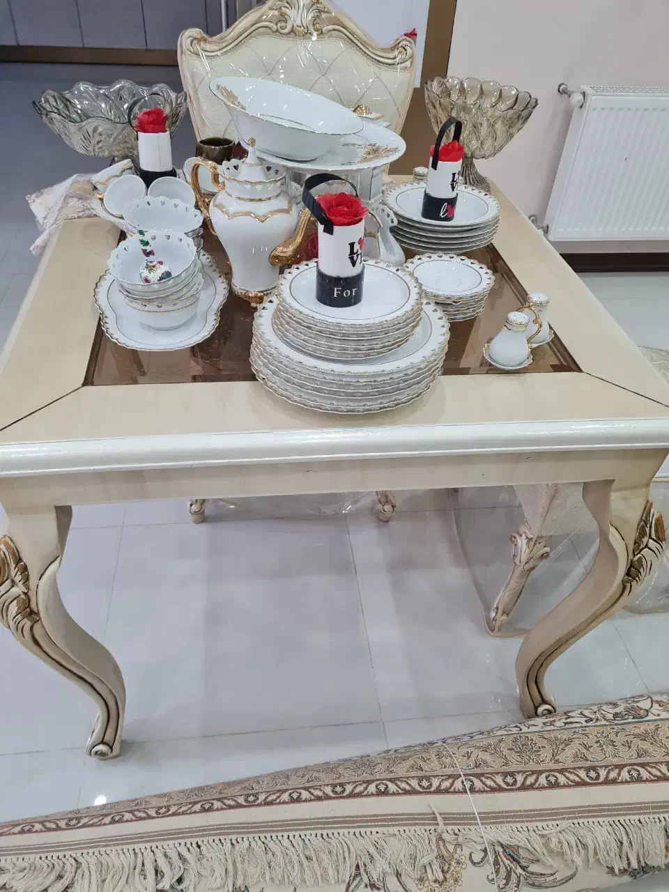 فروش لوازم خانه به دلیل مهاجرت|ظروف سرو و پذیرایی|اصفهان, ملاصدرا|دیوار