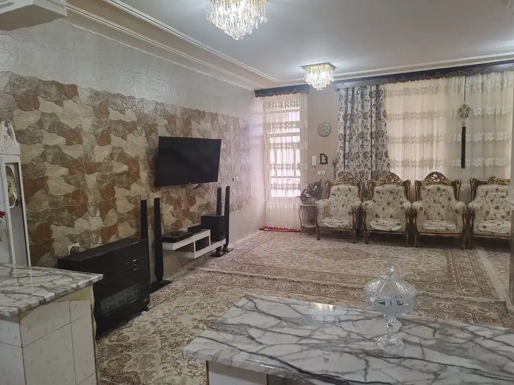 خانه ویلایی|فروش خانه و ویلا|نهاوند, |دیوار