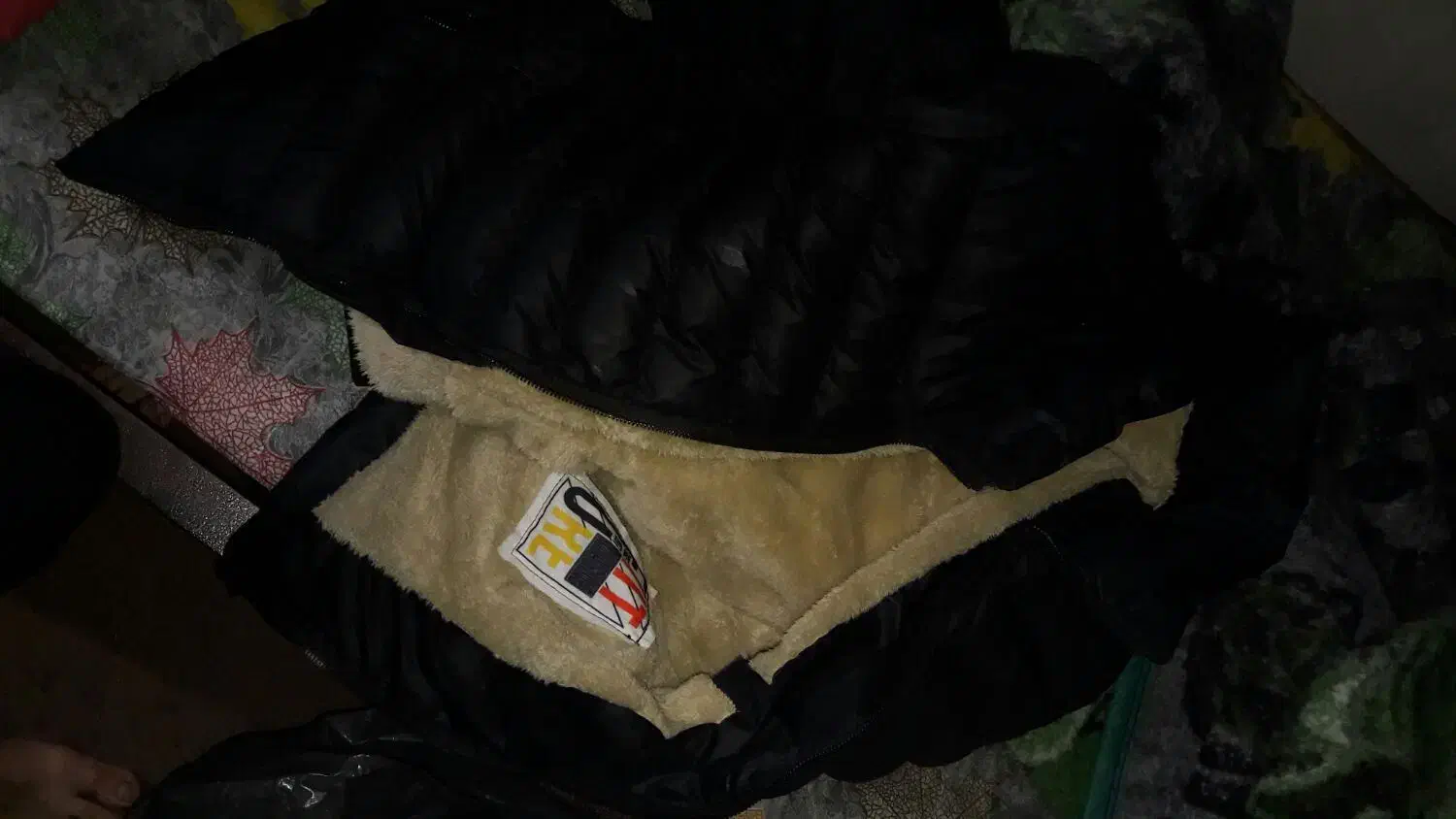 کاپشن پشمی مشکی|لباس|تهران, نمایشگاه بین المللی|دیوار