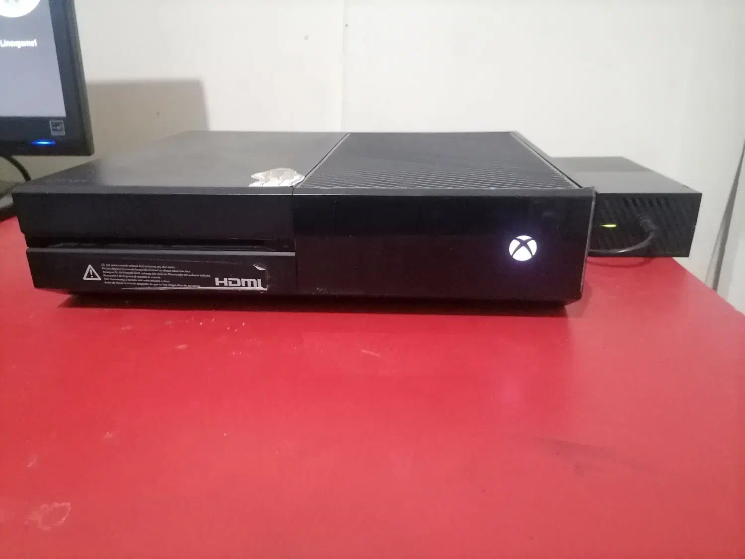 ایکس باکس وان همراه مانیتور ای جی و لوازم xbox one|کنسول، بازی ویدئویی و آنلاین|مشکین‌دشت, |دیوار