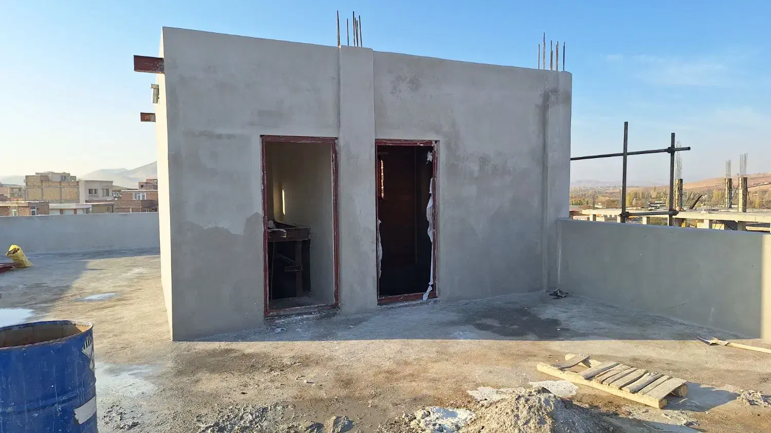 استادکار سیمانکاری و شیب بندی کارهای لکه گیری|خدمات پیشه و مهارت|بوکان, |دیوار