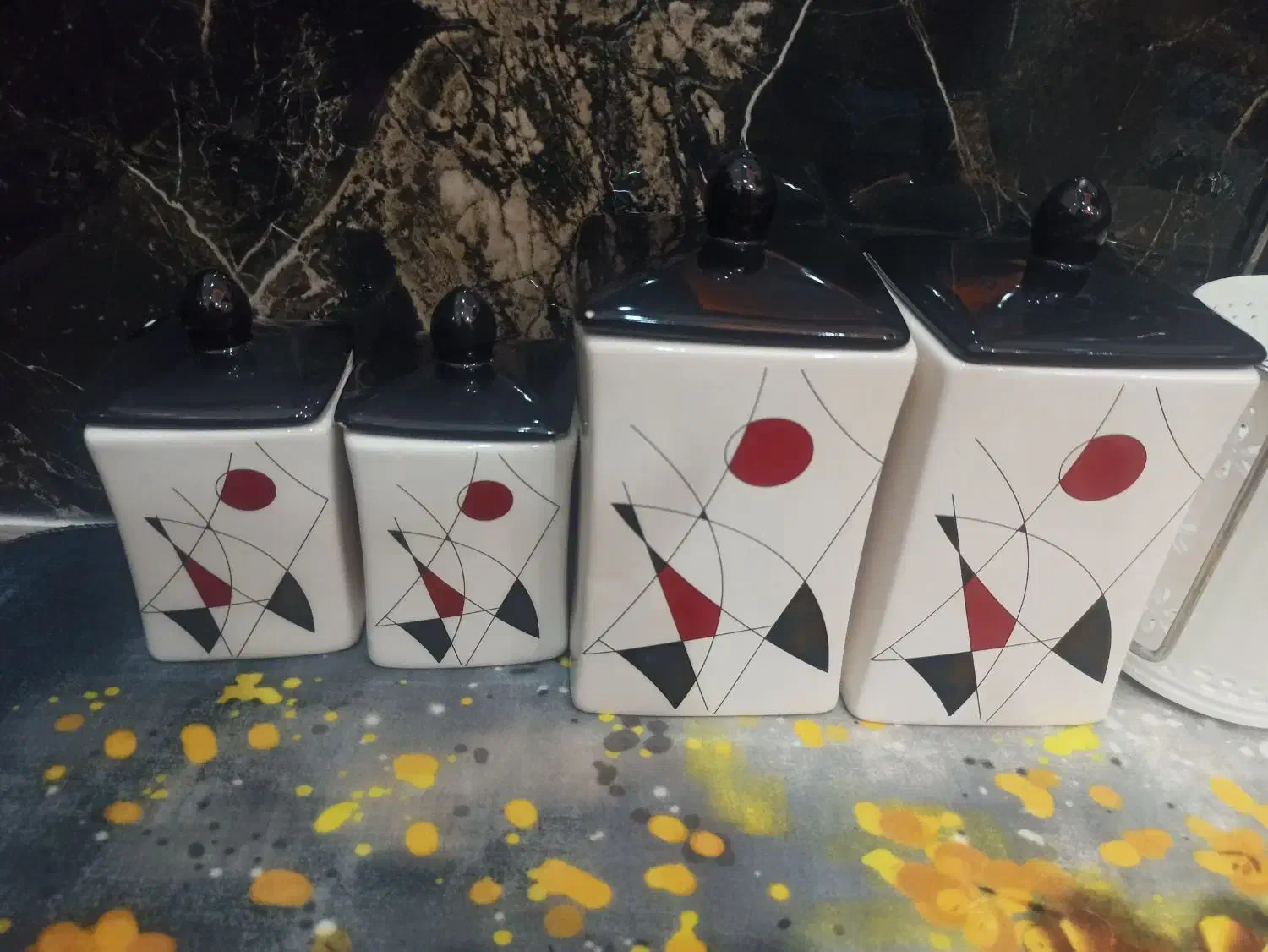 پاسماوری|آبچکان و نظمدهنده ظروف|قم, شهرک فاطمیه|دیوار