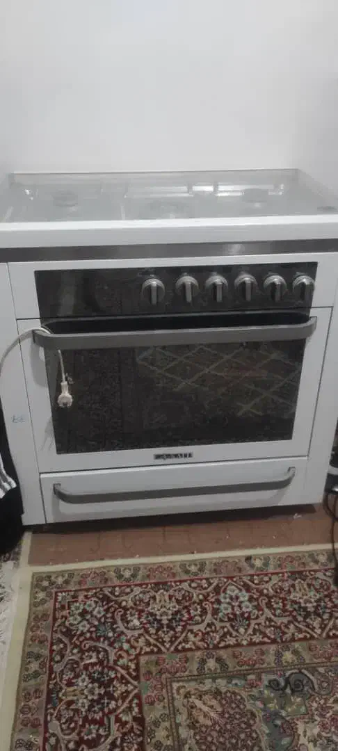 یک عدد اجاق گاز فردار. ایتالیایی|اجاق گاز و لوازم برقی پخت‌وپز|باوی, |دیوار