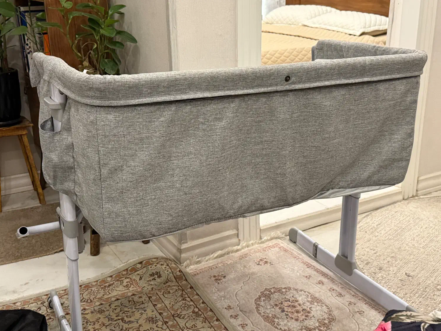 تخت کنار مادر ویرا داری تنظیم ارتفاع|تخت و صندلی بچه|مشهد, جنت|دیوار