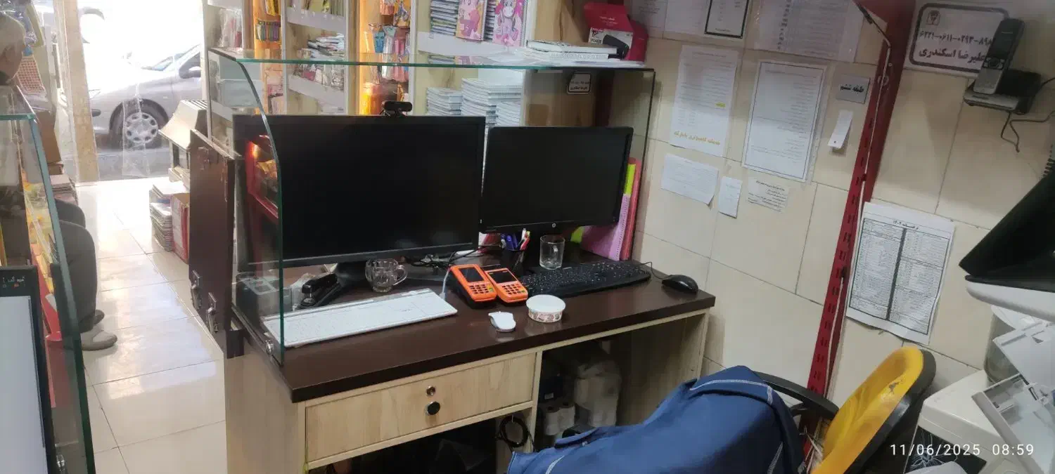 استخدام کافی نت کار آقا پاره وقت|استخدام رایانه و فناوری اطلاعات|تهران, خاک سفید|دیوار