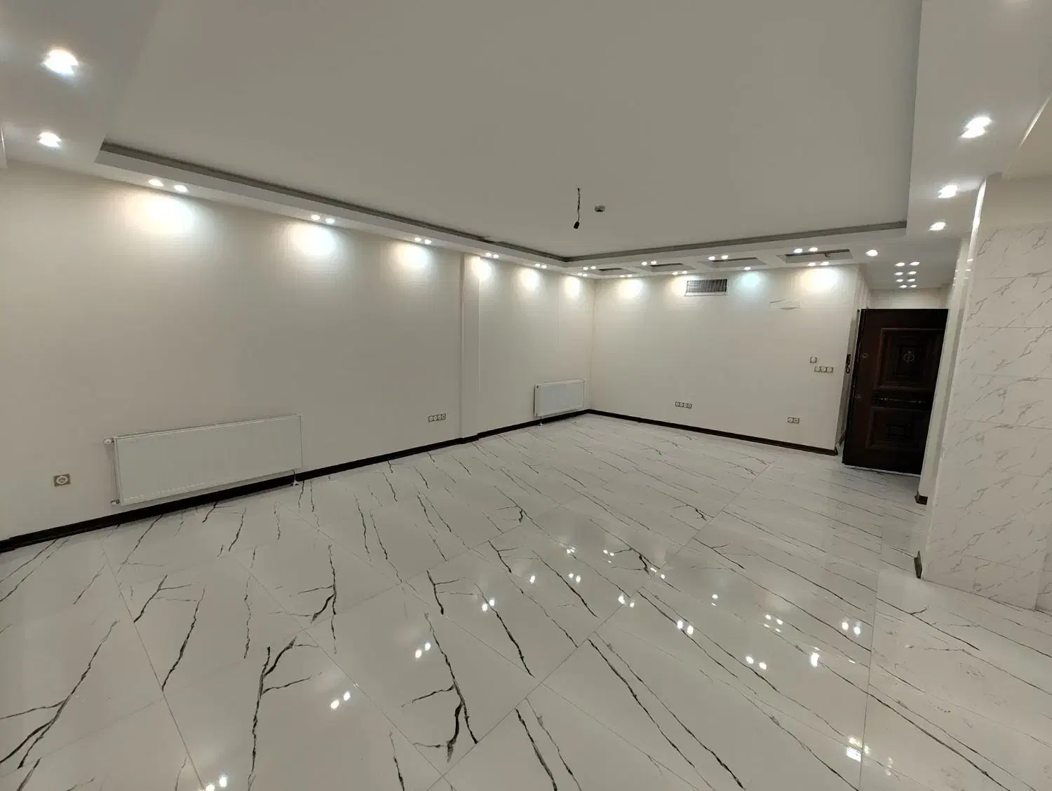 100متری/دو خواب/کلید نخورده