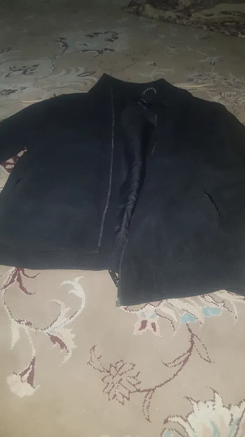 کاپشن اسپورت|لباس|قدس, شهرقدس|دیوار