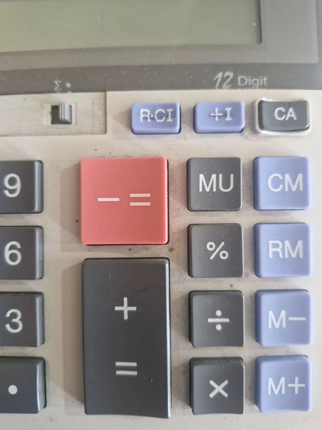 استخدام فاکتورزن خانم آشنا به هلو|استخدام مالی، حسابداری، حقوقی|نمین, |دیوار