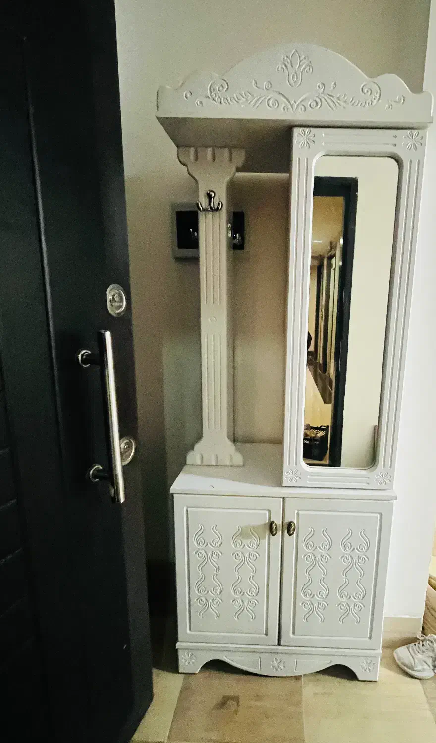 جاکفشی ایستاده|جاکفشی، کمد، دراور|جهرم, |دیوار