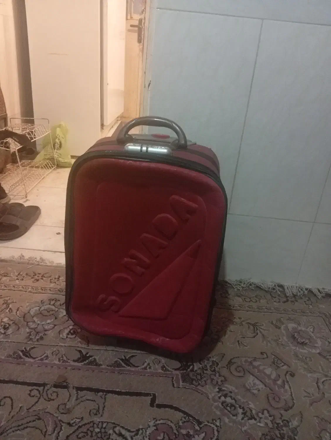 چمدان|کیف، کفش، کمربند|اهواز, زندوکیلی|دیوار