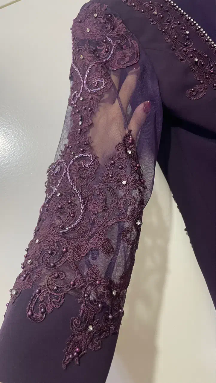 کت دامن|لباس|اراک, |دیوار