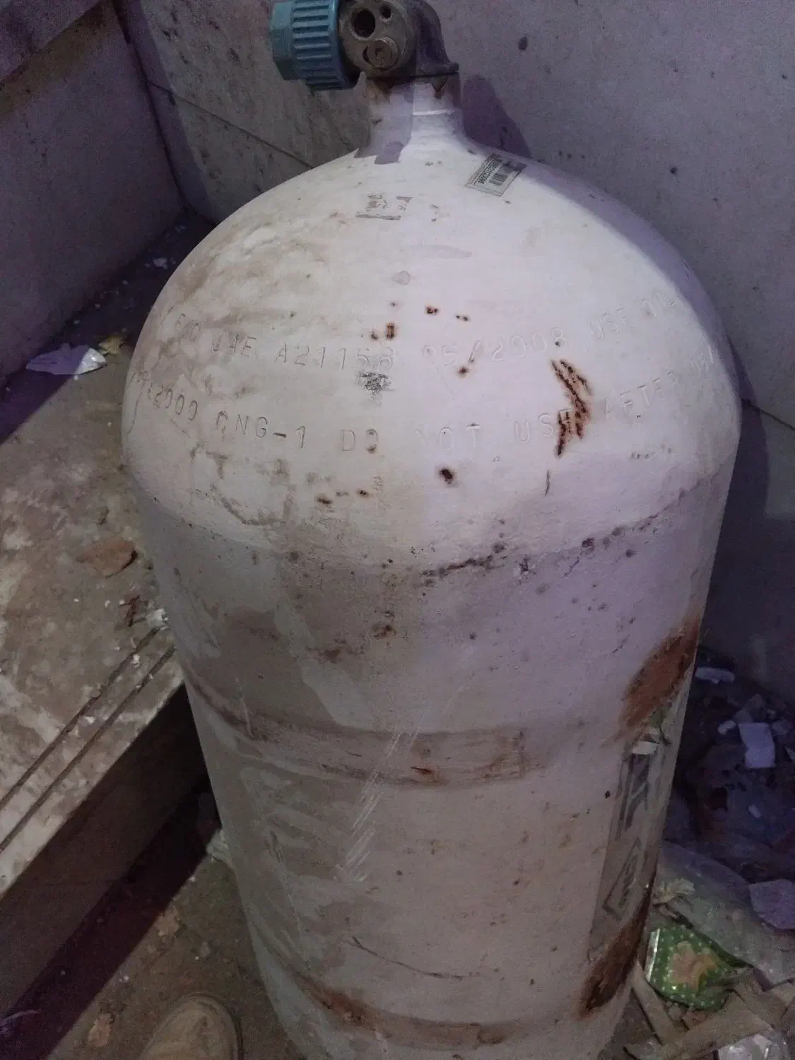 کپسول ۱۲کیلویی cng|قطعات یدکی و لوازم جانبی|اصفهان, مرداویج|دیوار