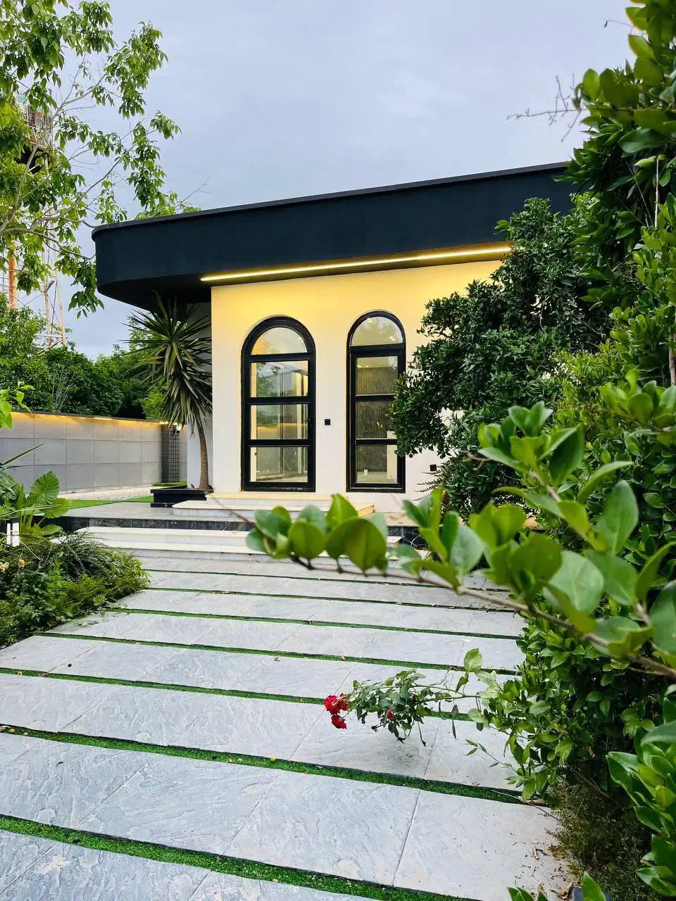 ویلا ۲۲۰ متری استخردار شهرکی جنگلی با سند تک برگ|فروش خانه و ویلا|نوشهر, |دیوار