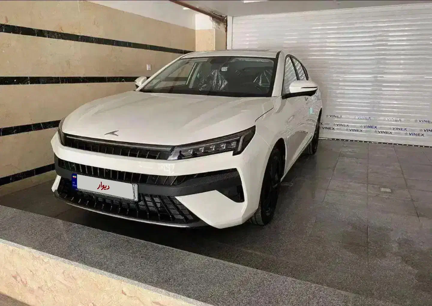 j7 کی ام سی مدل 1404|خودرو سواری و وانت|اندیشه, اندیشه فاز ۴|دیوار