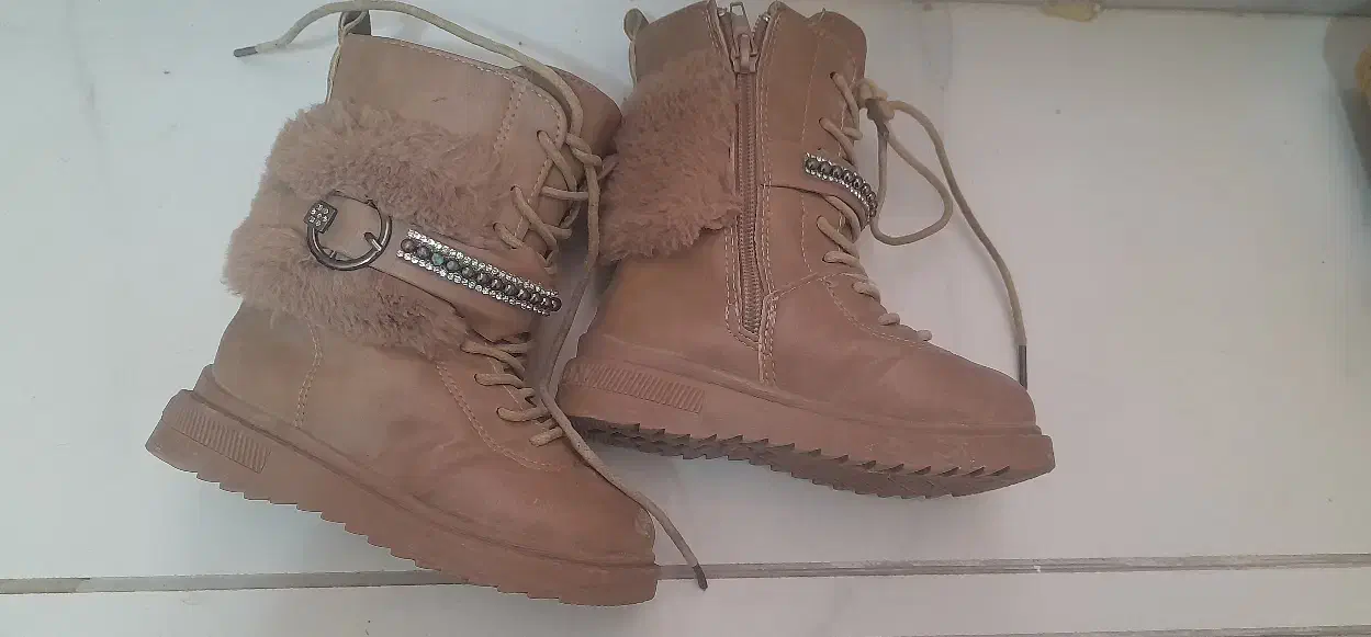 کفش|کفش و لباس بچه|مشگین شهر, |دیوار