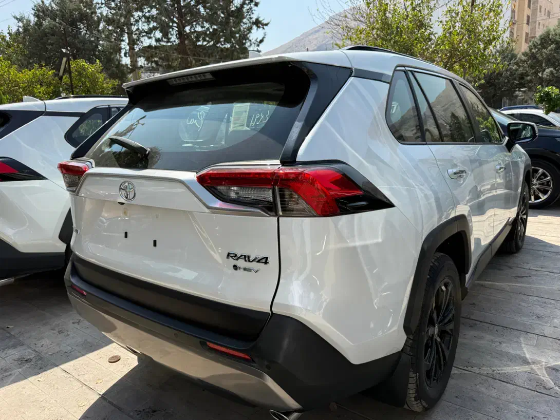 تویوتا  راو 4  مدل 2025 شاسی ژاپن دو دف|خودرو سواری و وانت|شیراز, فرهنگ شهر|دیوار