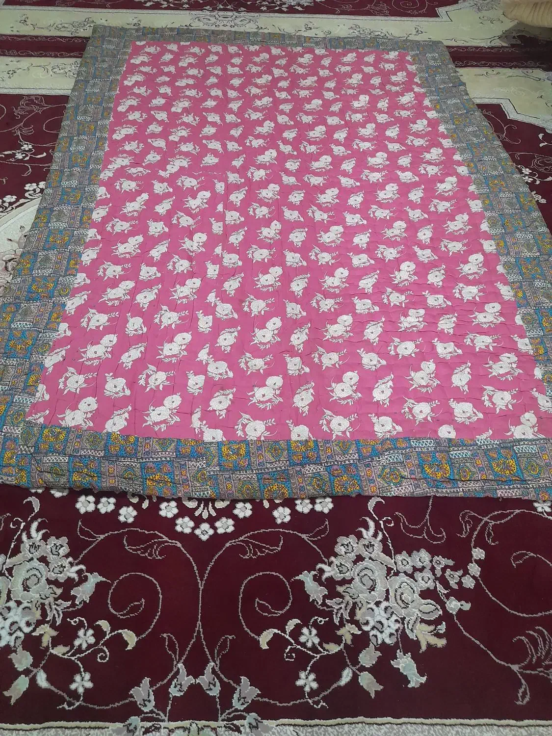 لحاف|رختخواب، بالش، پتو|گرگان, |دیوار