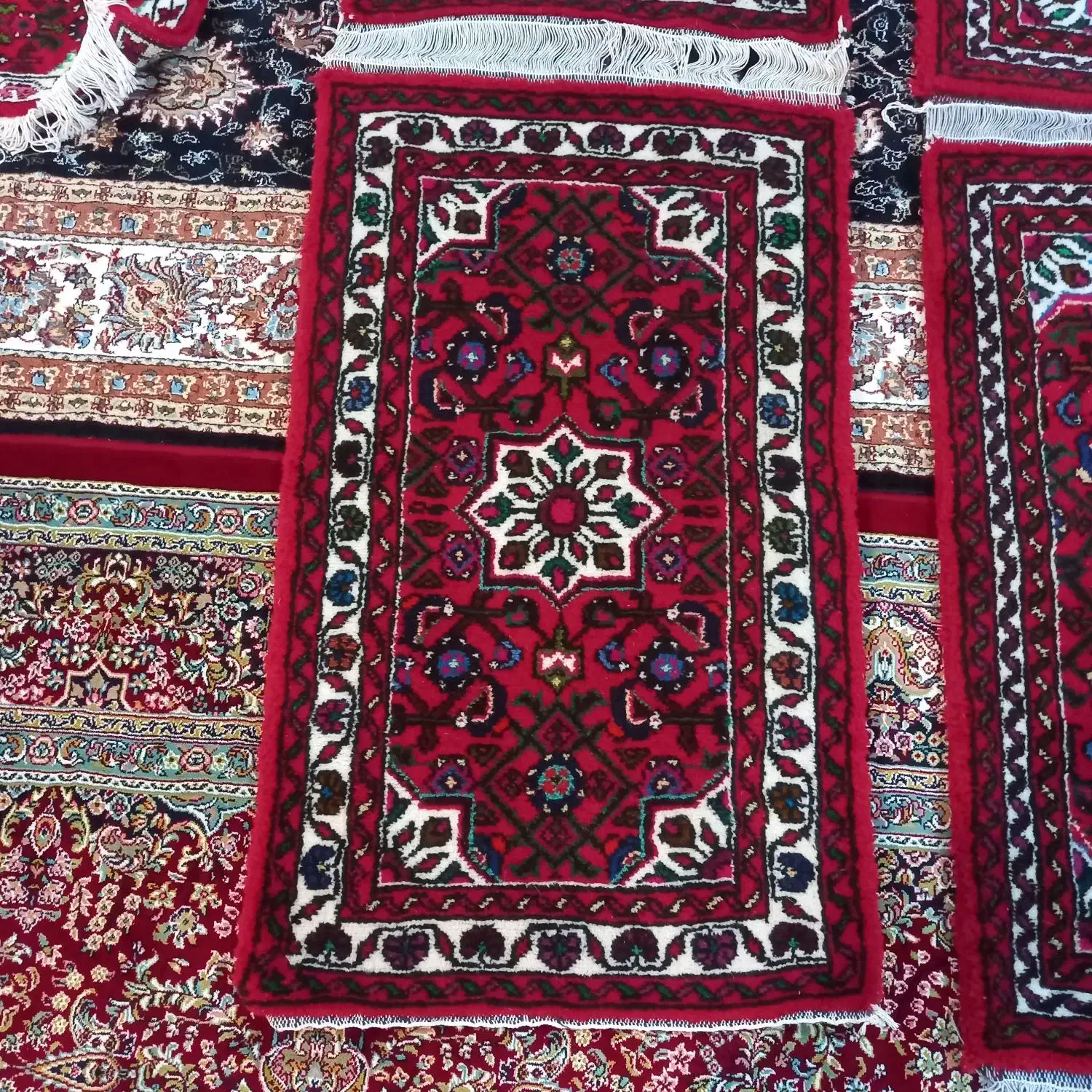 فرش دست بافت|فرش|نهاوند, |دیوار