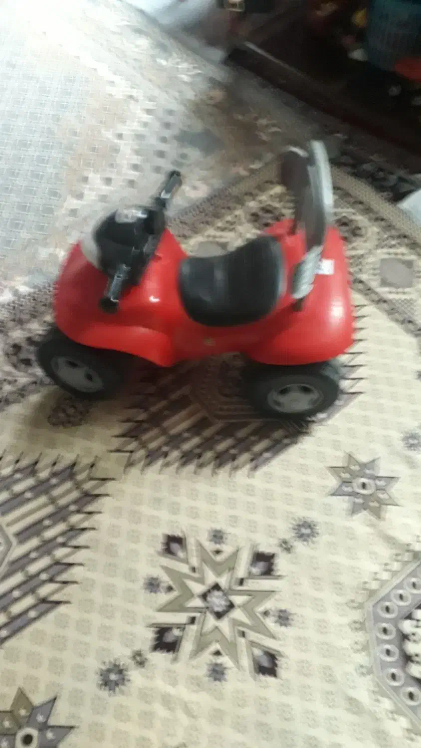 ماشین کودک سوار بشی وتفدادی وسایل بپچه|اسباب‌‌بازی|قوچان, |دیوار