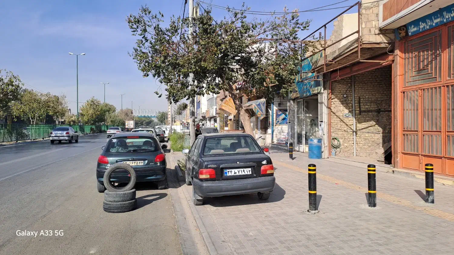دوواحدتجاری سواره و پیاده به علاوه طبقه فوقانی|فروش مغازه و غرفه|اصفهان, منتظرالمهدی|دیوار