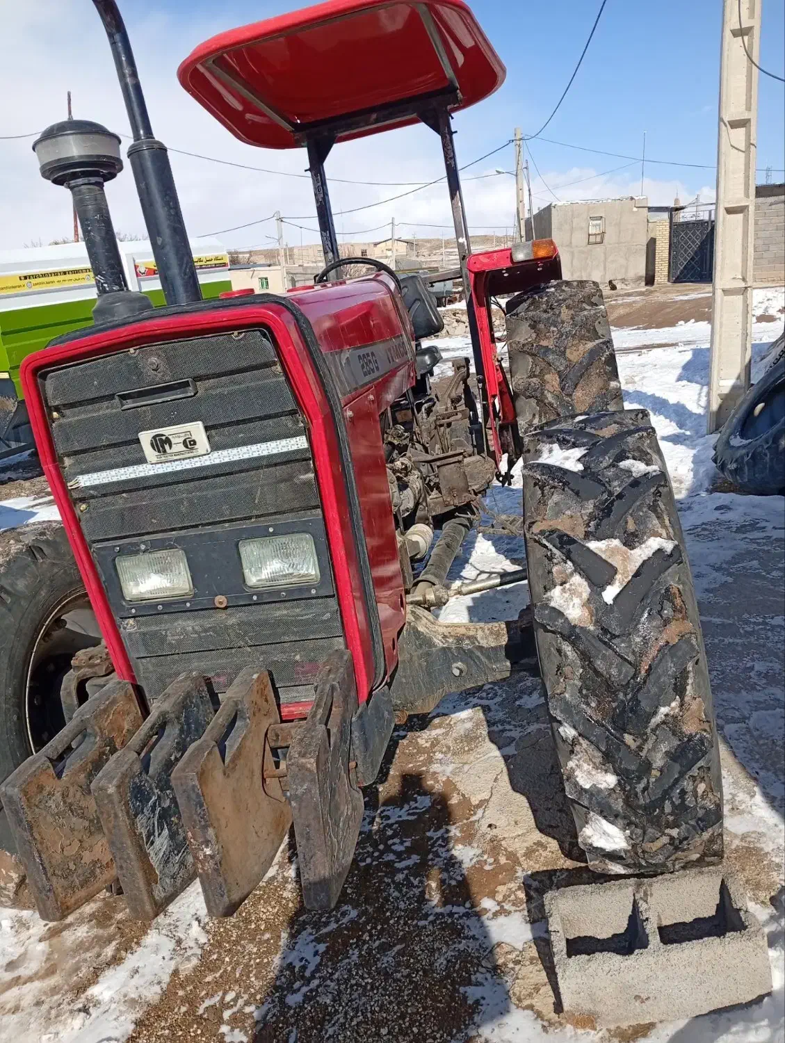 تراکتور|خودرو سنگین|قروه, |دیوار