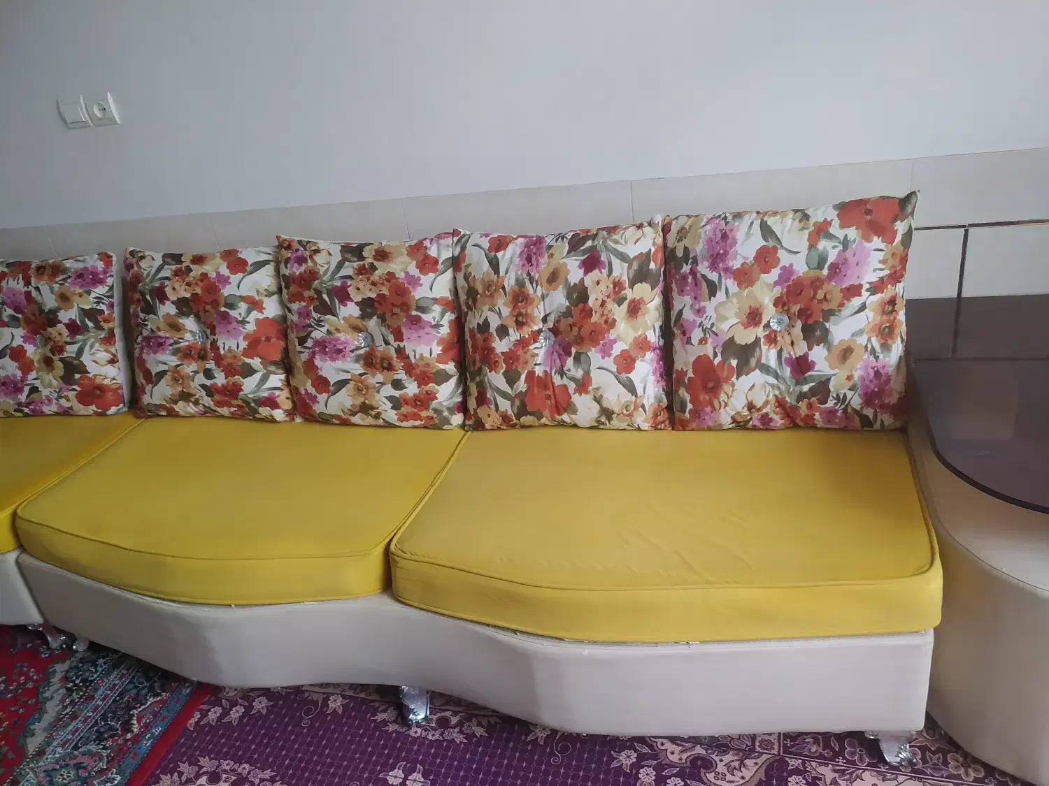 مبل ۱۰ نفره|مبلمان خانگی و میز عسلی|جرقویه, |دیوار