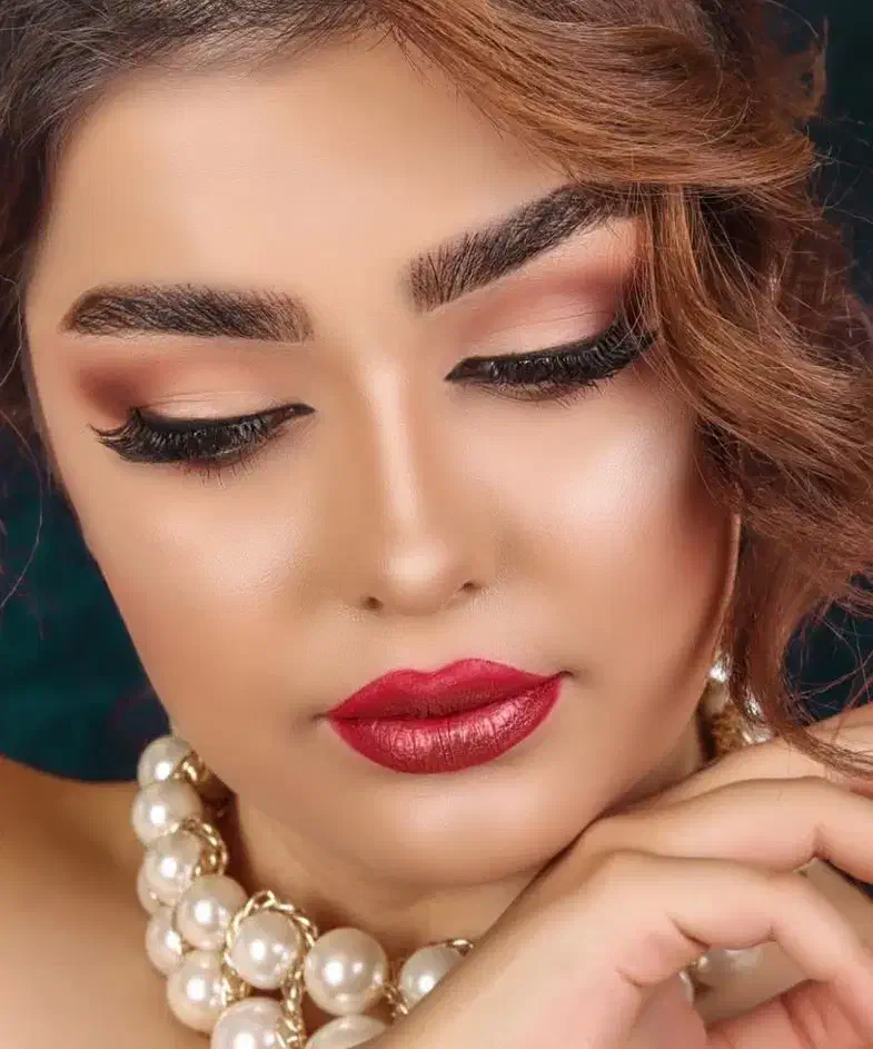 به یک بندکار و ناخن کار حرفه ای نیاز داریم|استخدام درمانی، زیبایی، بهداشتی|تبریز, |دیوار